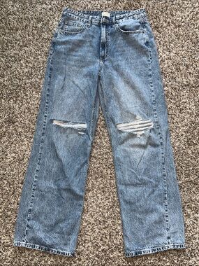 Woman’s Simple Society Jeans